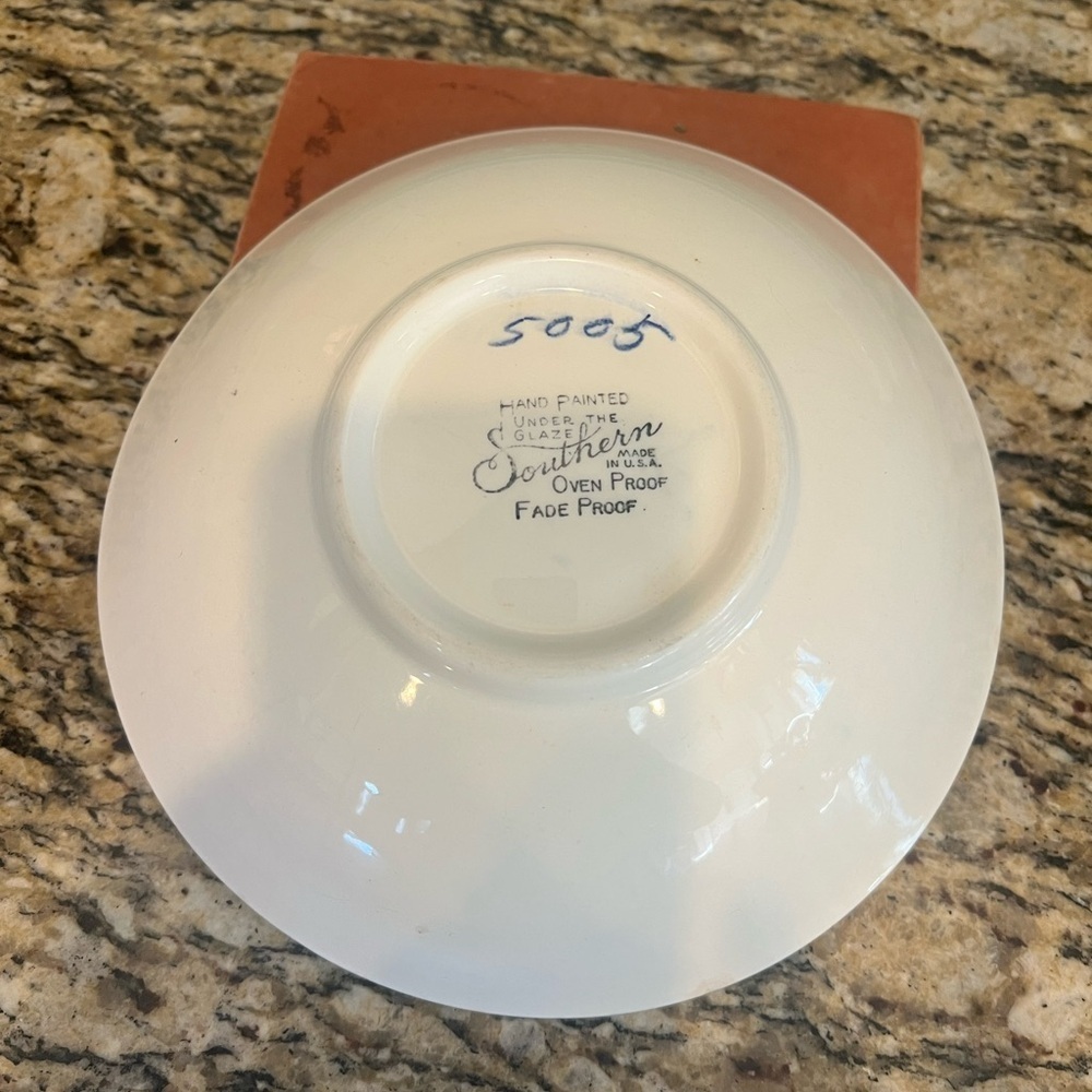 Blue Ridge Southern Potteries Serving Bowl 9" Diameter pink floral vintage - Picture 4 of 4